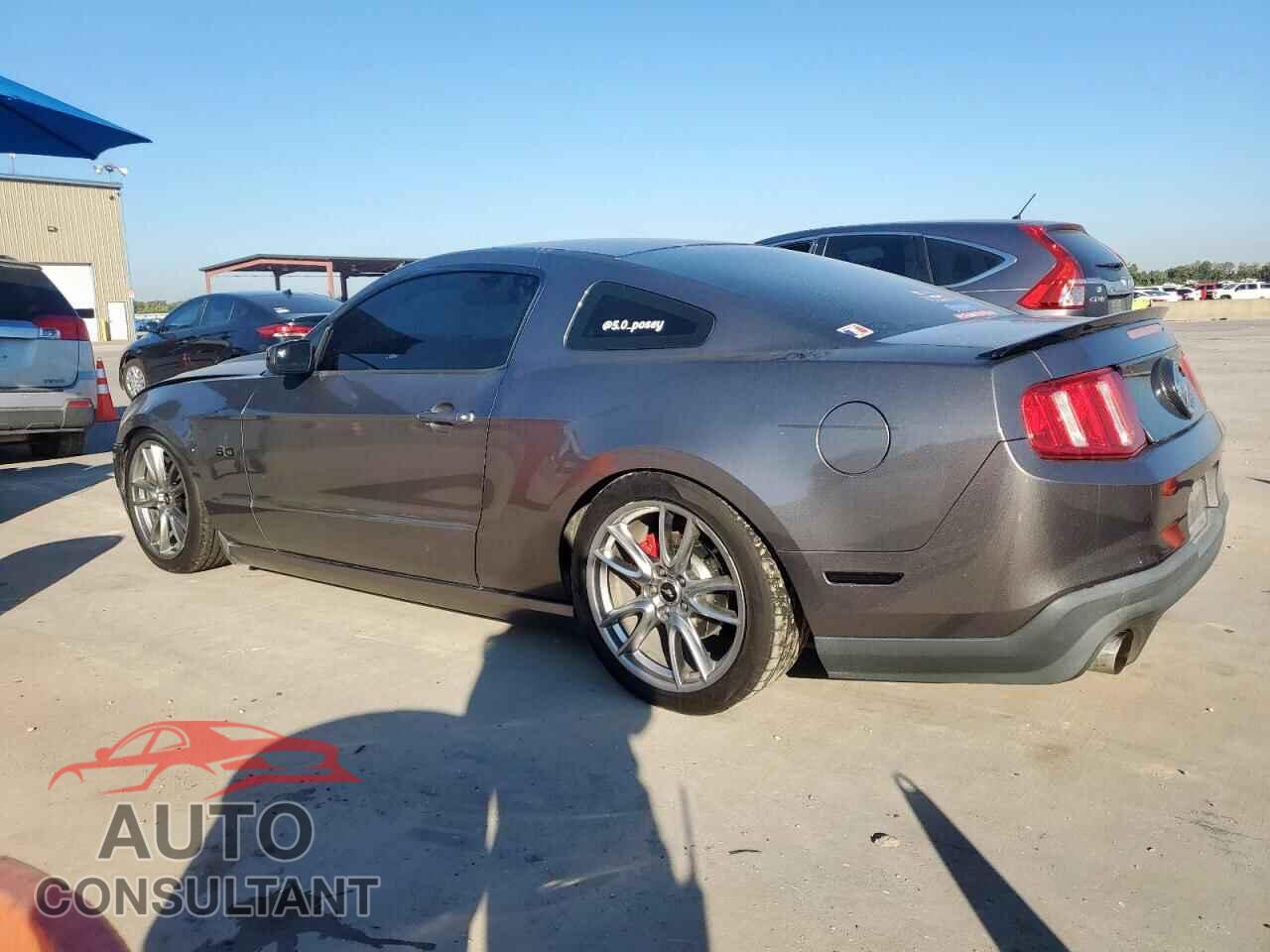 FORD MUSTANG 2014 - 1ZVBP8CF4E5288003