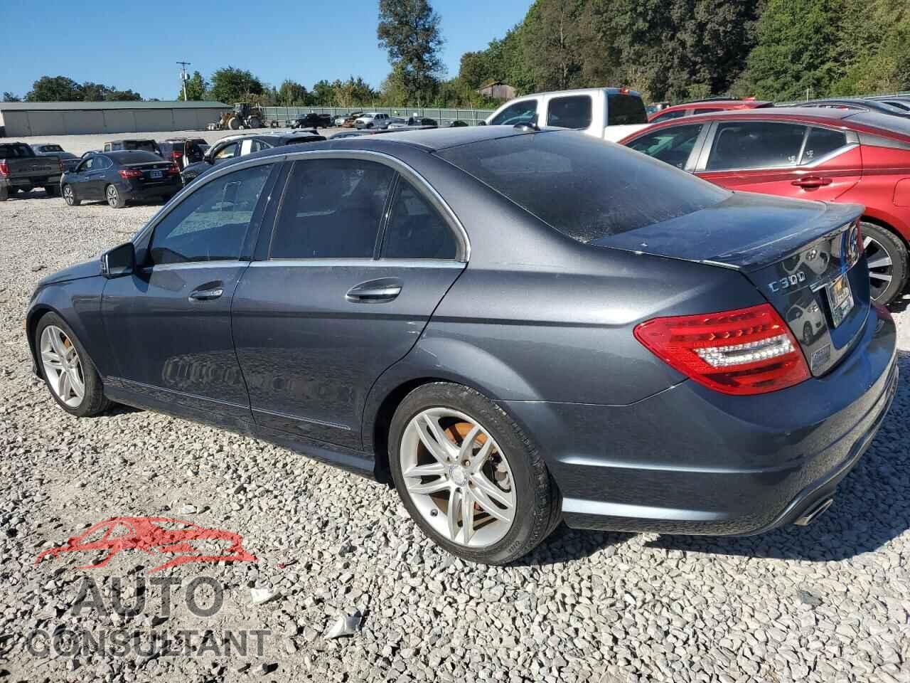 MERCEDES-BENZ C-CLASS 2013 - WDDGF8AB6DR242150