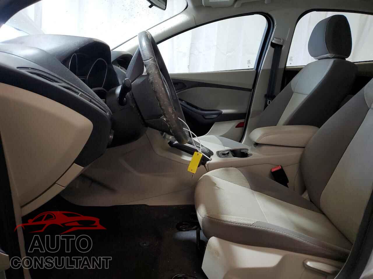 FORD FOCUS 2013 - 1FADP3K26DL216443