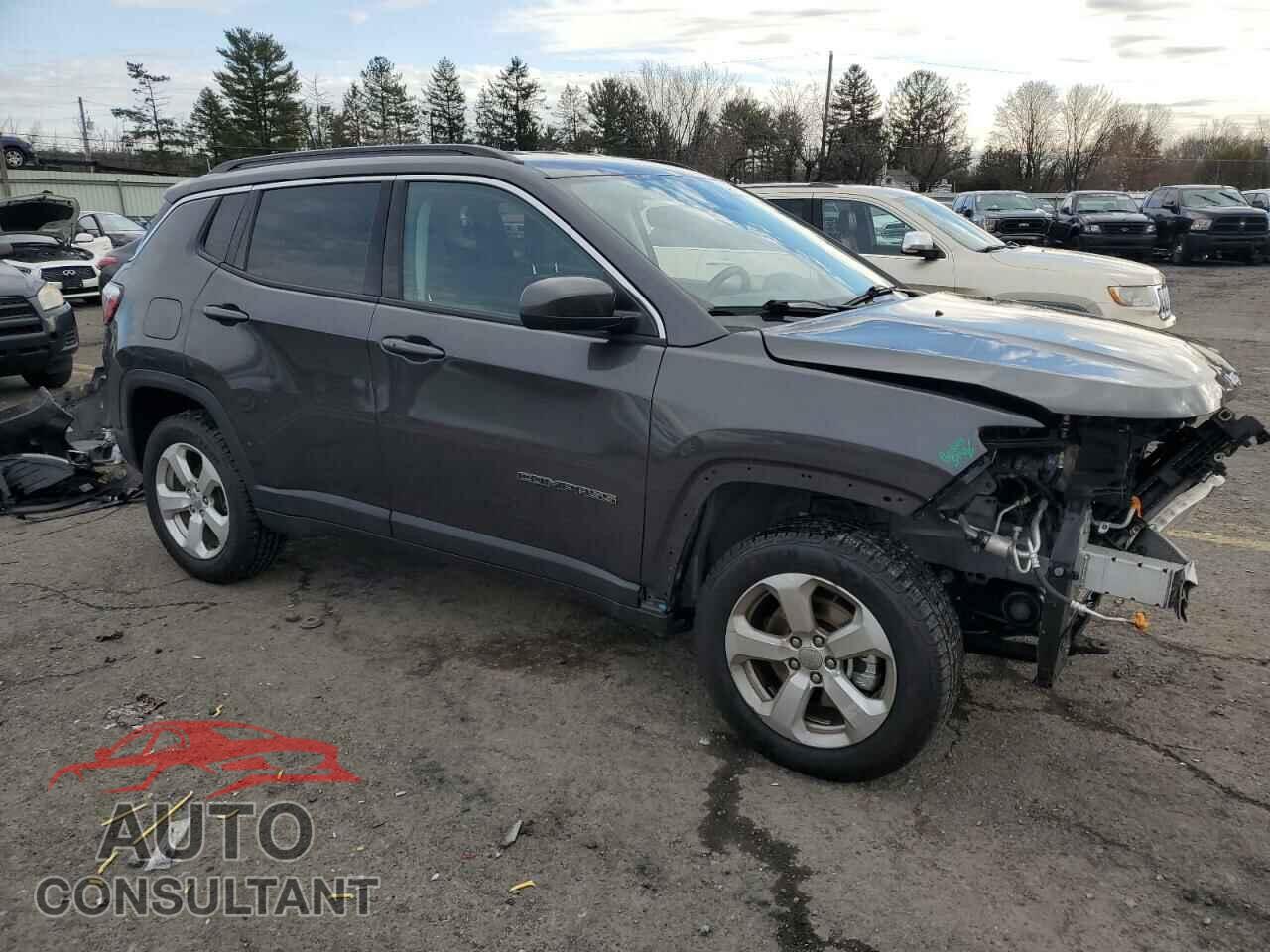 JEEP COMPASS 2018 - 3C4NJDBB4JT402116