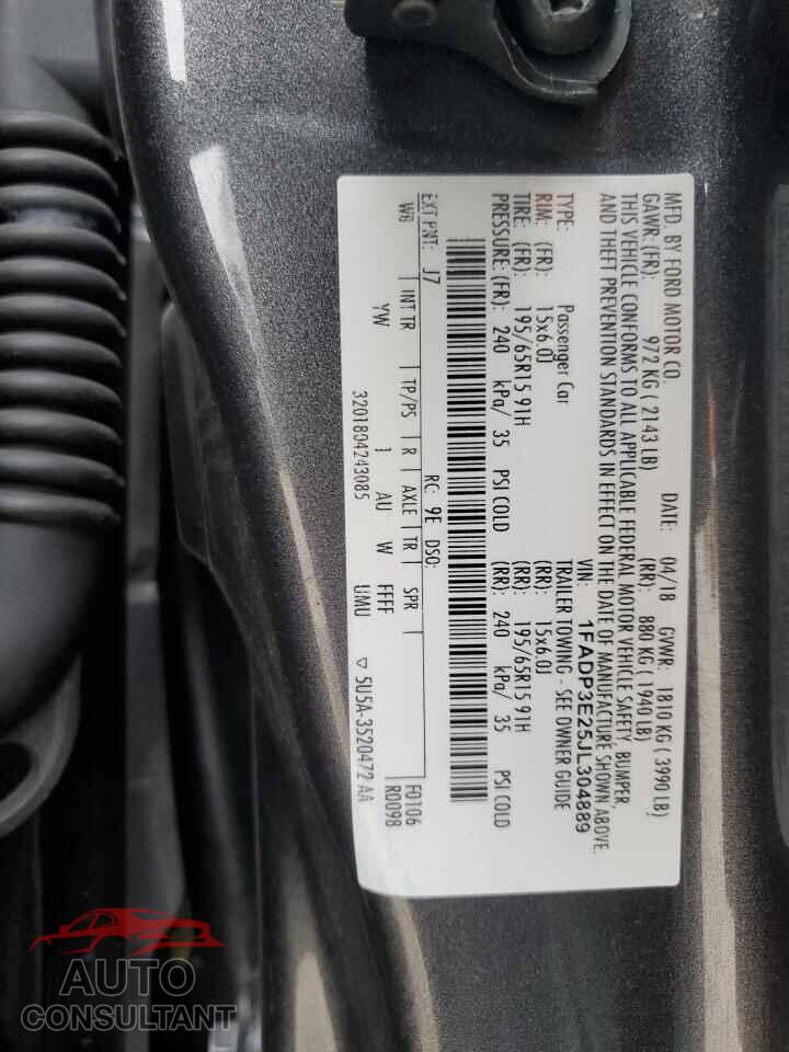 FORD FOCUS 2018 - 1FADP3E25JL304889