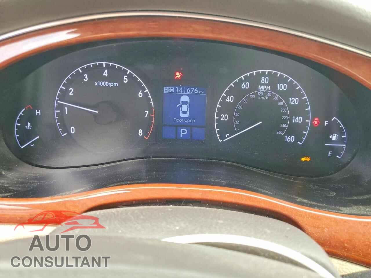 HYUNDAI GENESIS 2013 - KMHGC4DD1DU246169