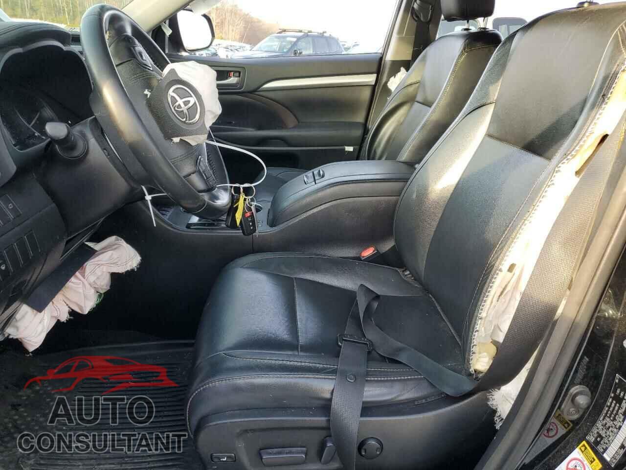 TOYOTA HIGHLANDER 2017 - 5TDJZRFH5HS447721