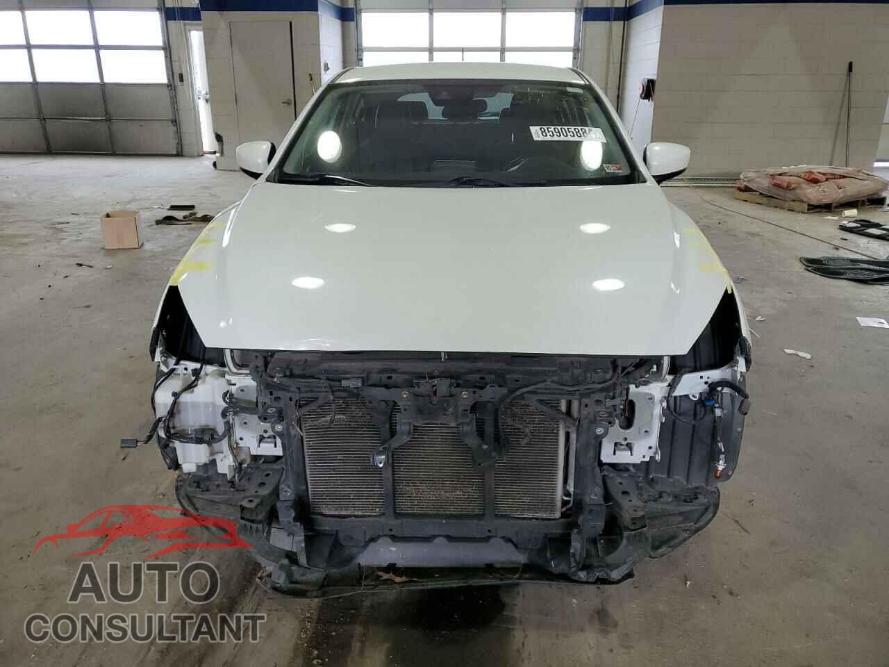 MAZDA 3 2017 - 3MZBN1L71HM133347