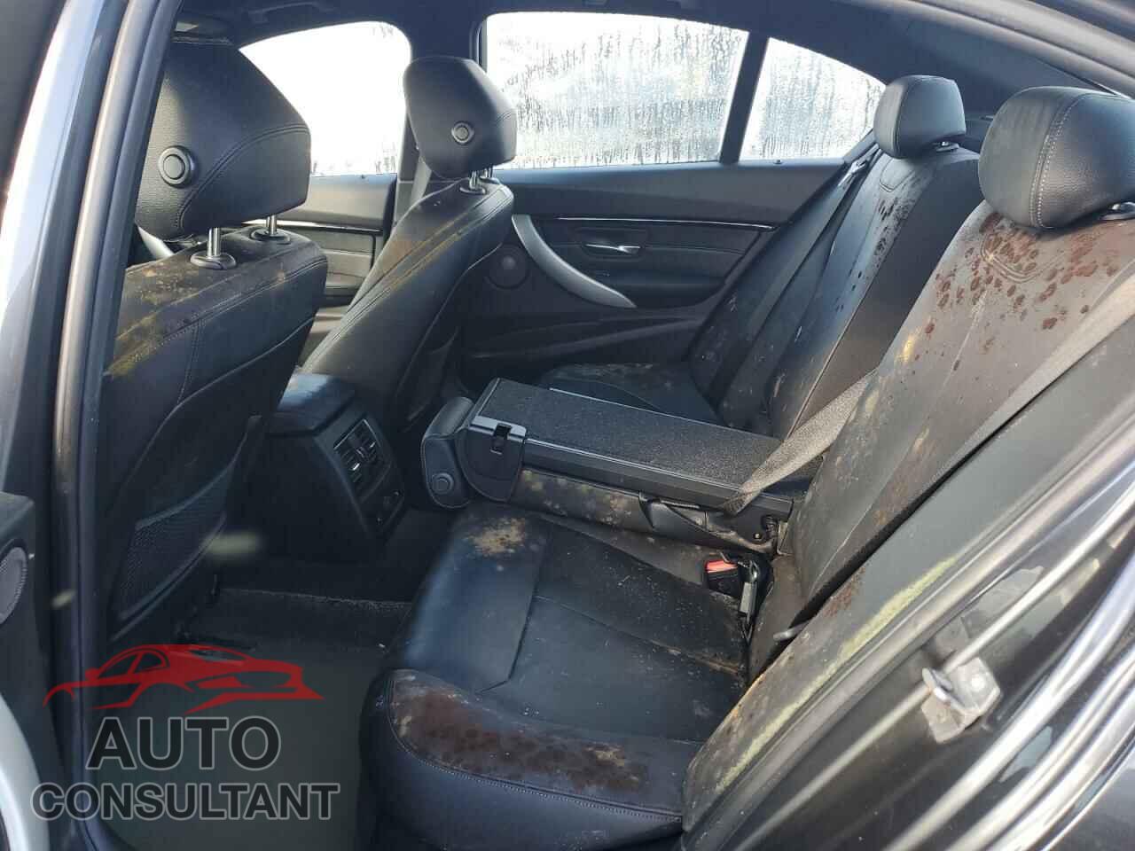 BMW 3 SERIES 2017 - WBA8B7C35HK806523