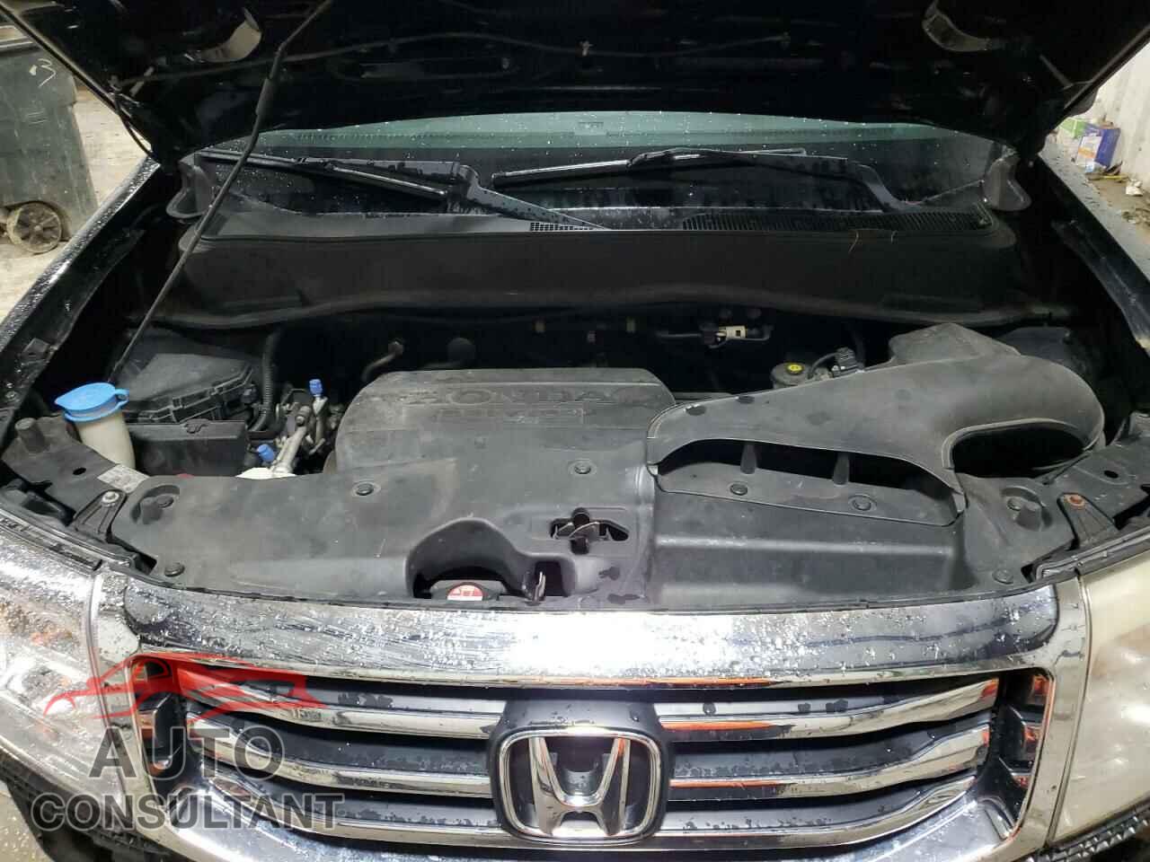 HONDA PILOT 2014 - 5FNYF4H58EB020000