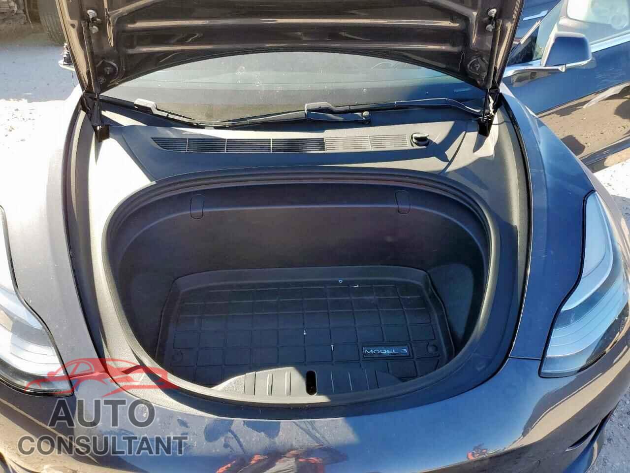 TESLA MODEL 3 2018 - 5YJ3E1EB6JF116725