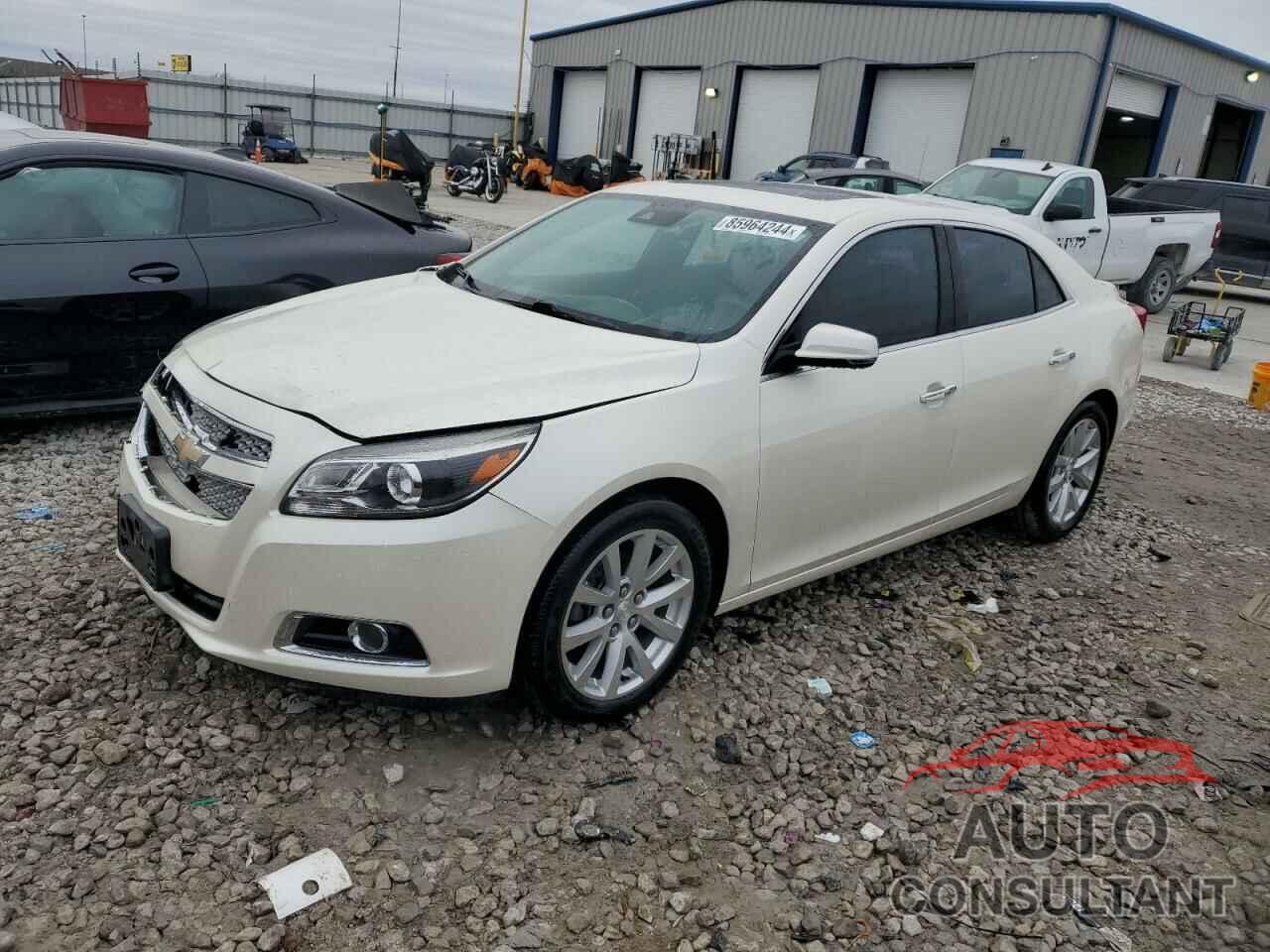 CHEVROLET MALIBU 2013 - 1G11H5SA5DF156336