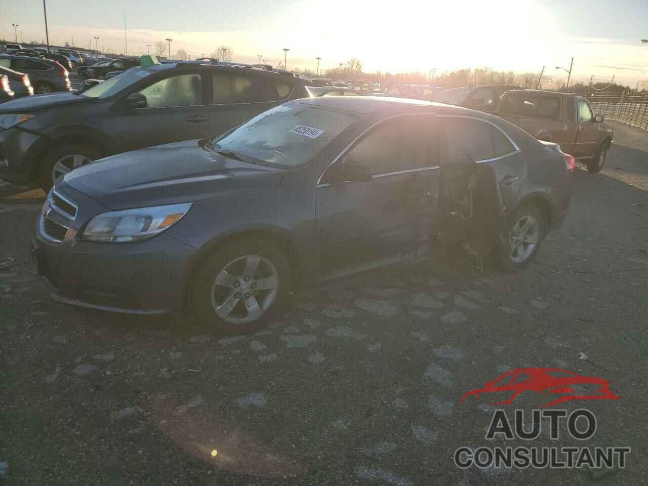 CHEVROLET MALIBU 2013 - 1G11B5SA3DF322385