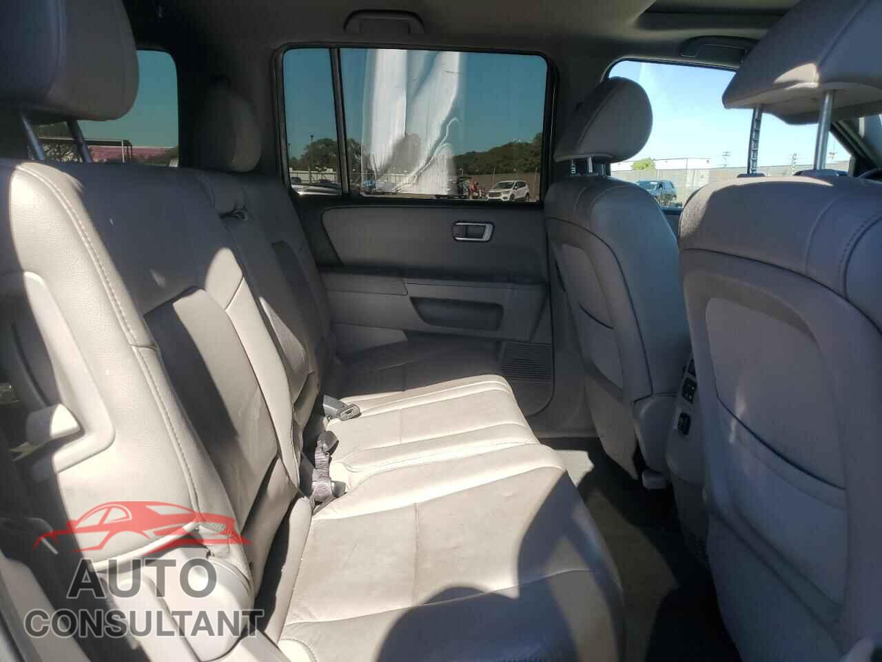HONDA PILOT 2013 - 5FNYF3H55DB016883