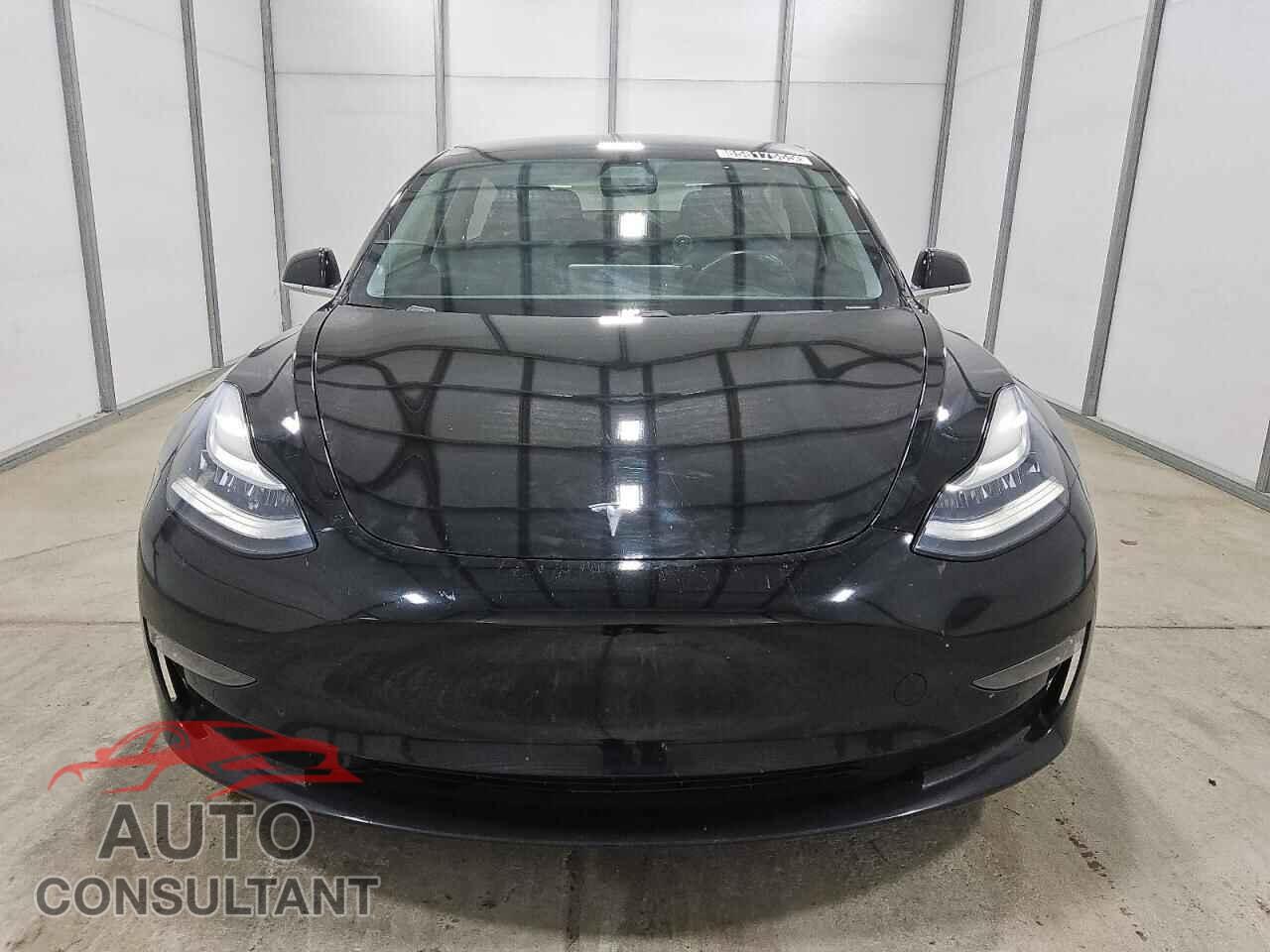 TESLA MODEL 3 2018 - 5YJ3E1EAXJF151758