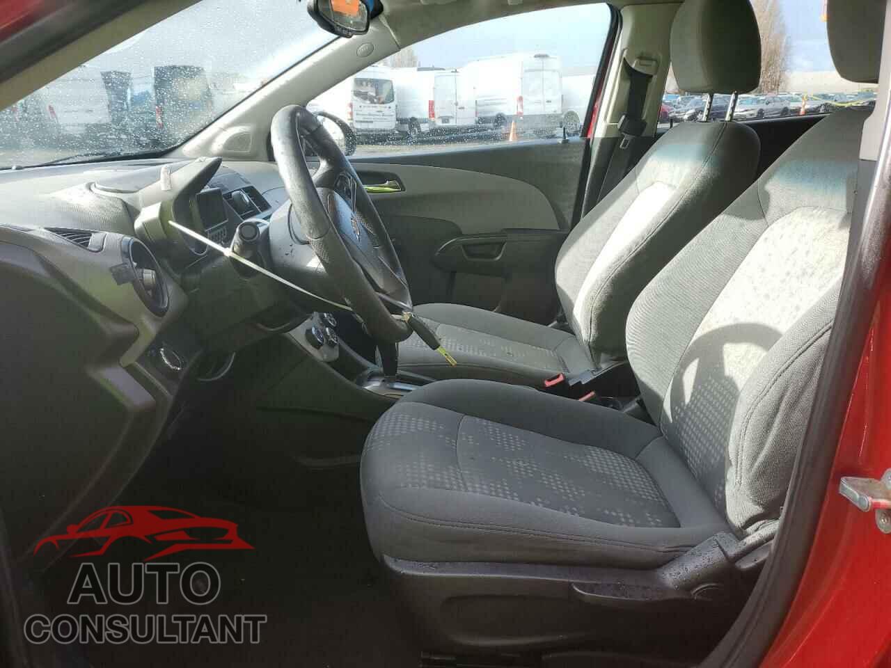 CHEVROLET SONIC 2013 - 1G1JA5SH3D4247263