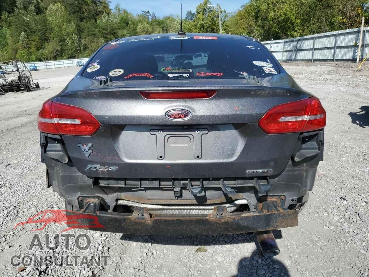 FORD FOCUS 2015 - 1FADP3E25FL323109