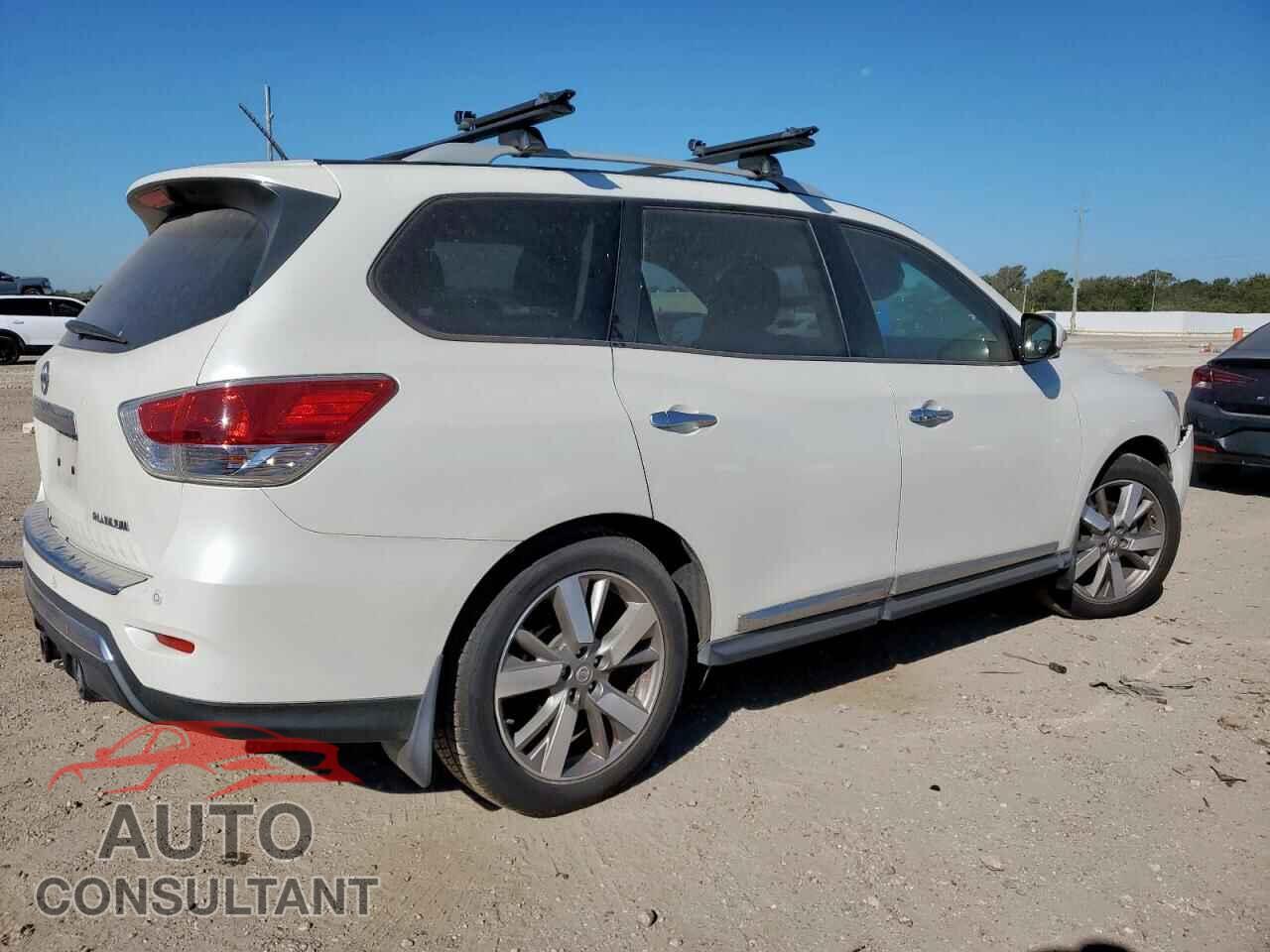 NISSAN PATHFINDER 2015 - 5N1AR2MN9FC606525
