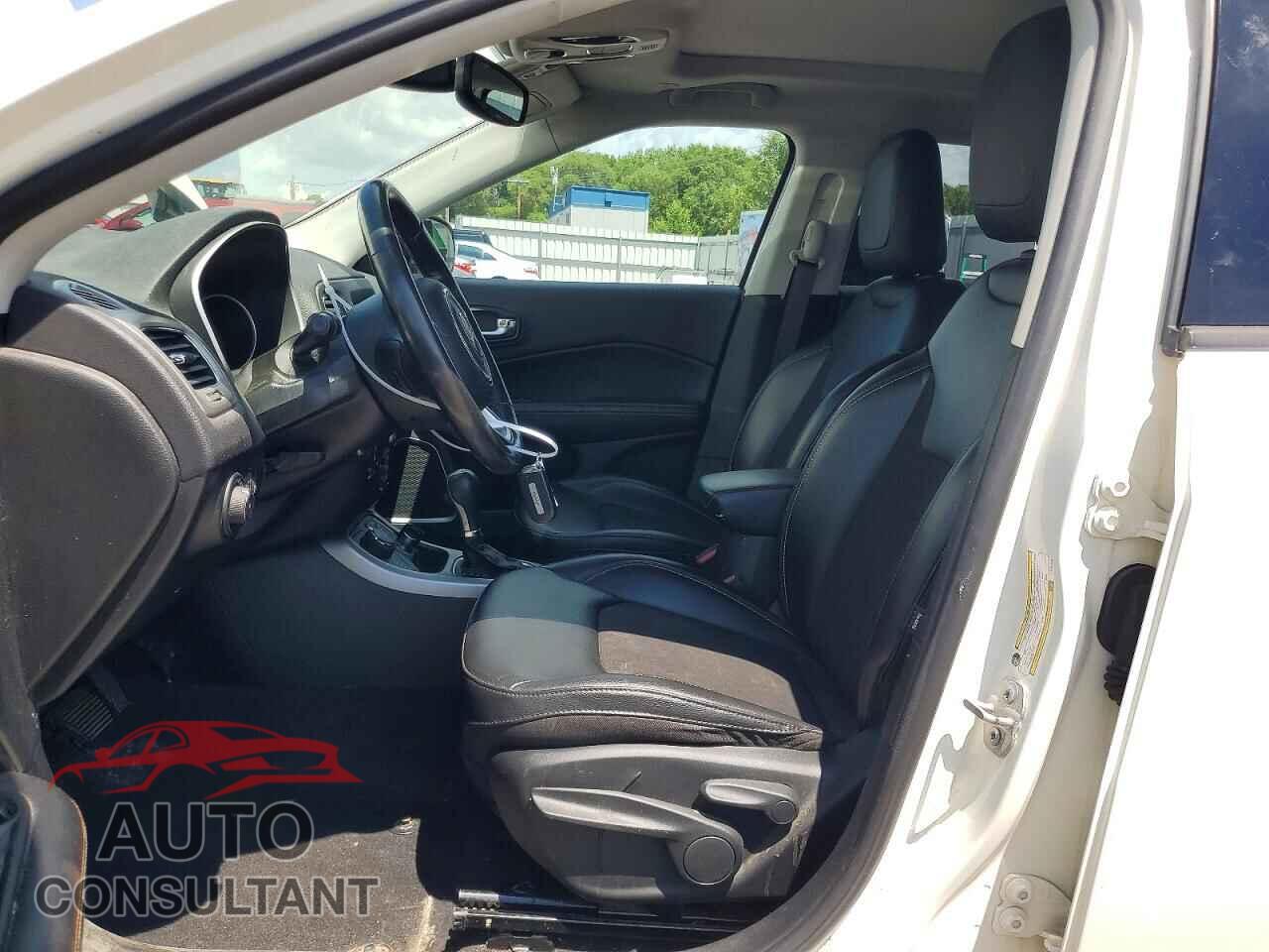 JEEP COMPASS 2020 - 3C4NJDBB4LT251975