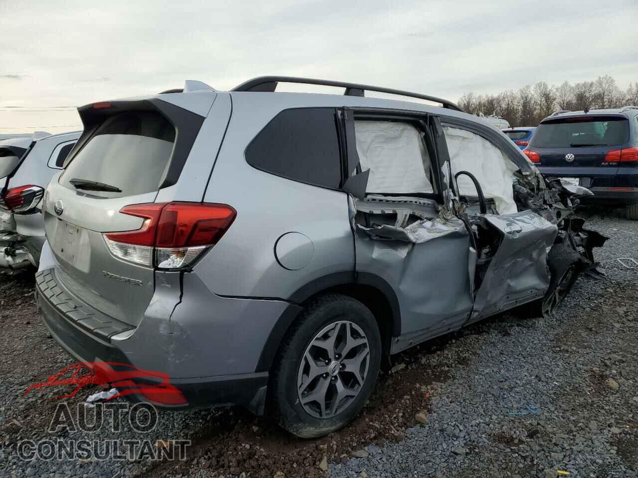 SUBARU FORESTER 2019 - JF2SKAGC2KH439117