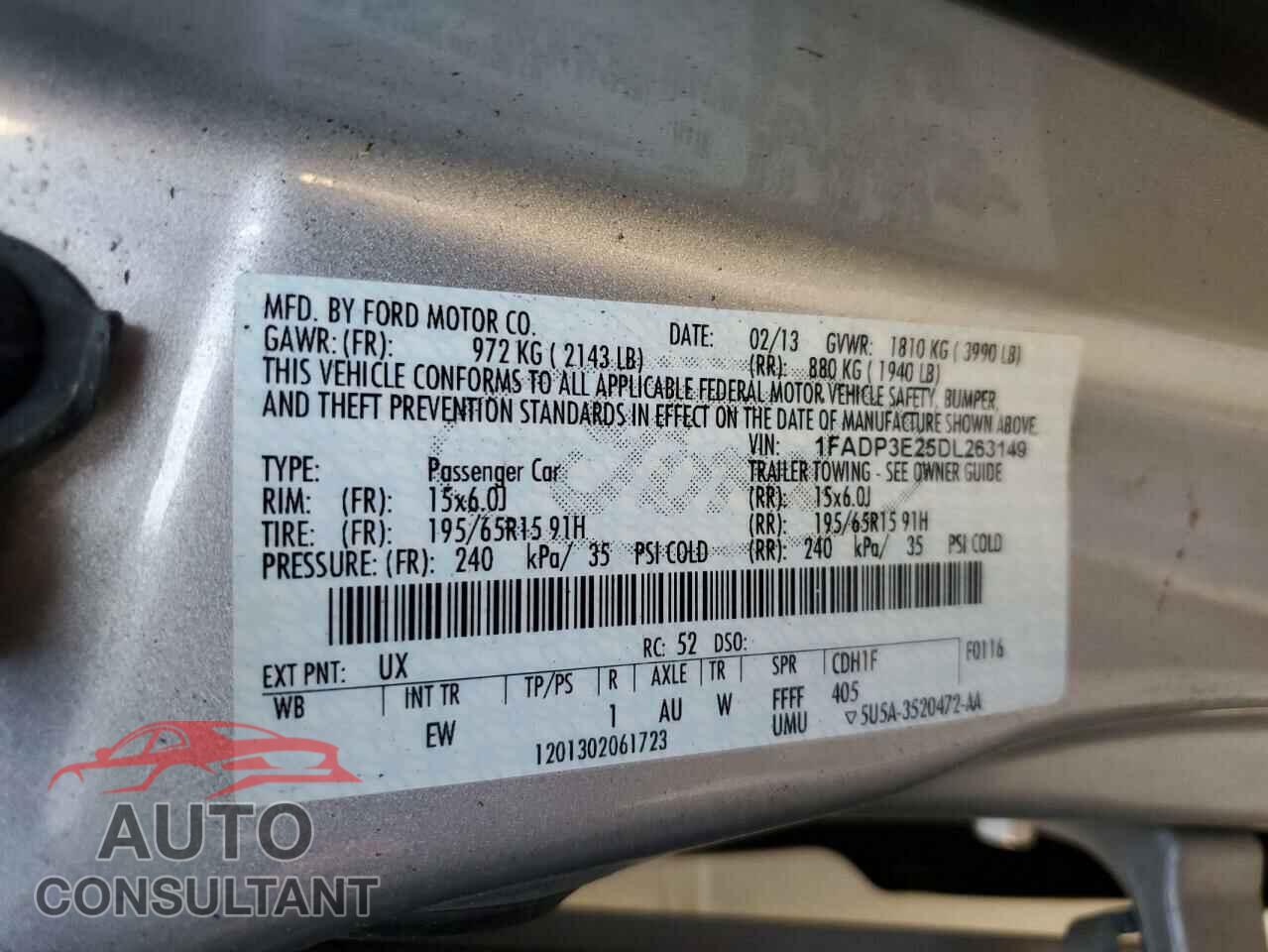 FORD FOCUS 2013 - 1FADP3E25DL263149