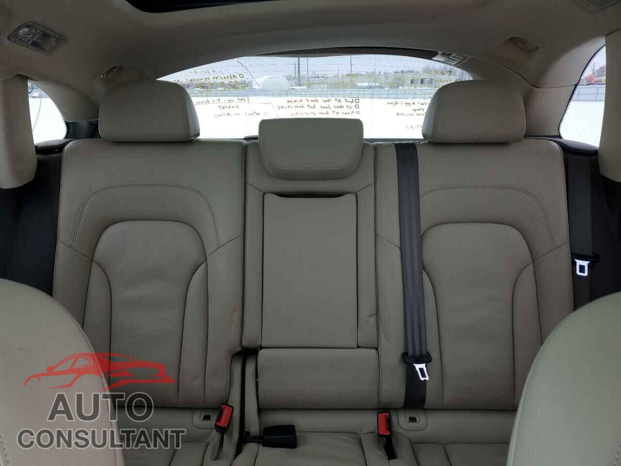 AUDI Q5 2017 - WA1V2AFP5HA046949
