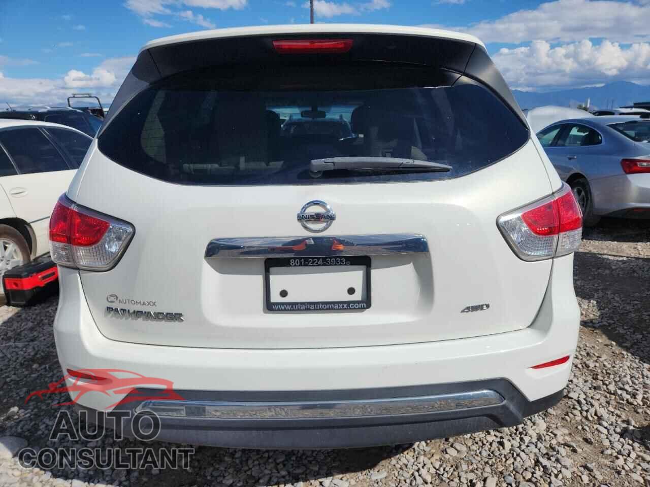 NISSAN PATHFINDER 2013 - 5N1AR2MM0DC624934
