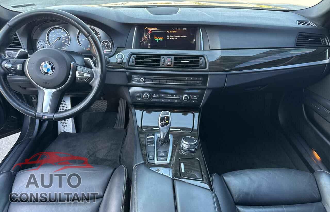 BMW 5 SERIES 2015 - WBA5B1C59FD921287