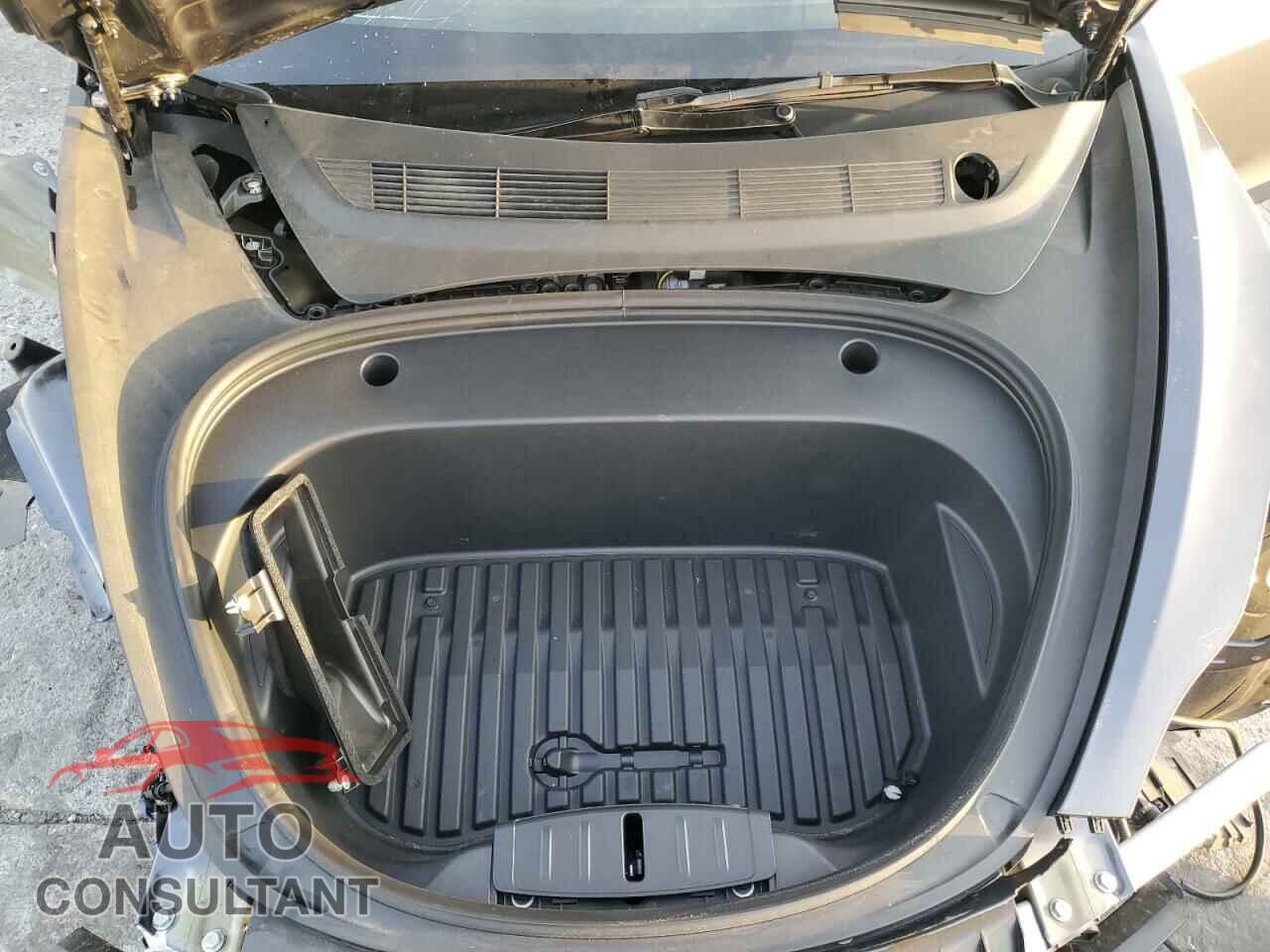 TESLA MODEL 3 2023 - 5YJ3E1EA4PF645042