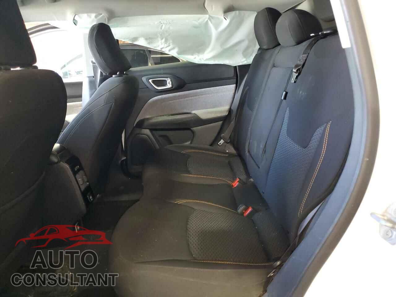 JEEP COMPASS 2022 - 3C4NJDAB0NT141865