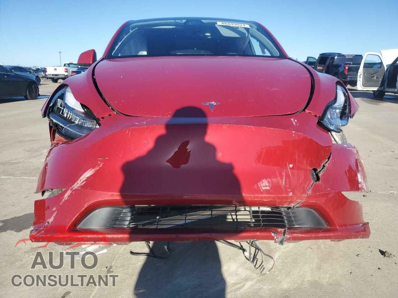 TESLA MODEL Y 2023 - 7SAYGDEE3PA155261