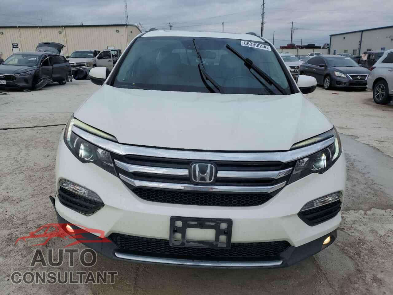 HONDA PILOT 2017 - 5FNYF6H03HB063437