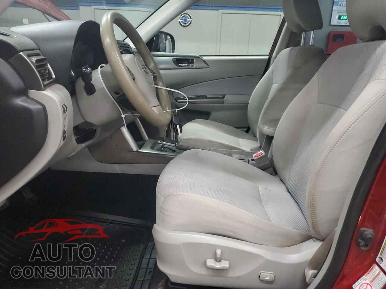 SUBARU FORESTER 2013 - JF2SHADC8DH400196