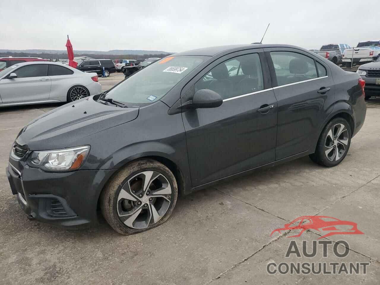 CHEVROLET SONIC 2018 - 1G1JF5SB7J4140077