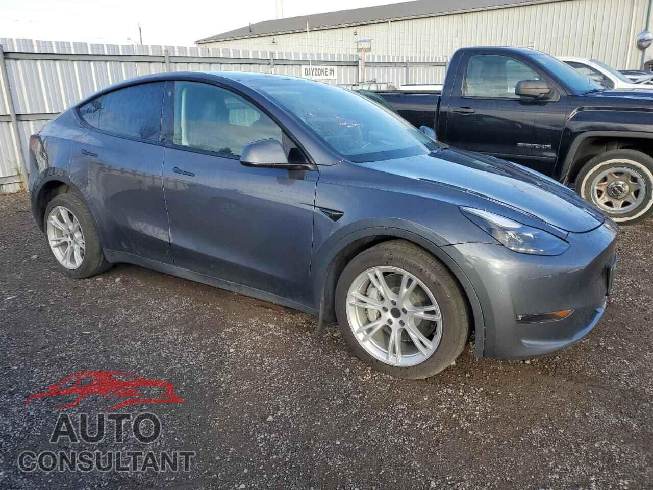 TESLA MODEL Y 2023 - 7SAYGDEE7PF774092