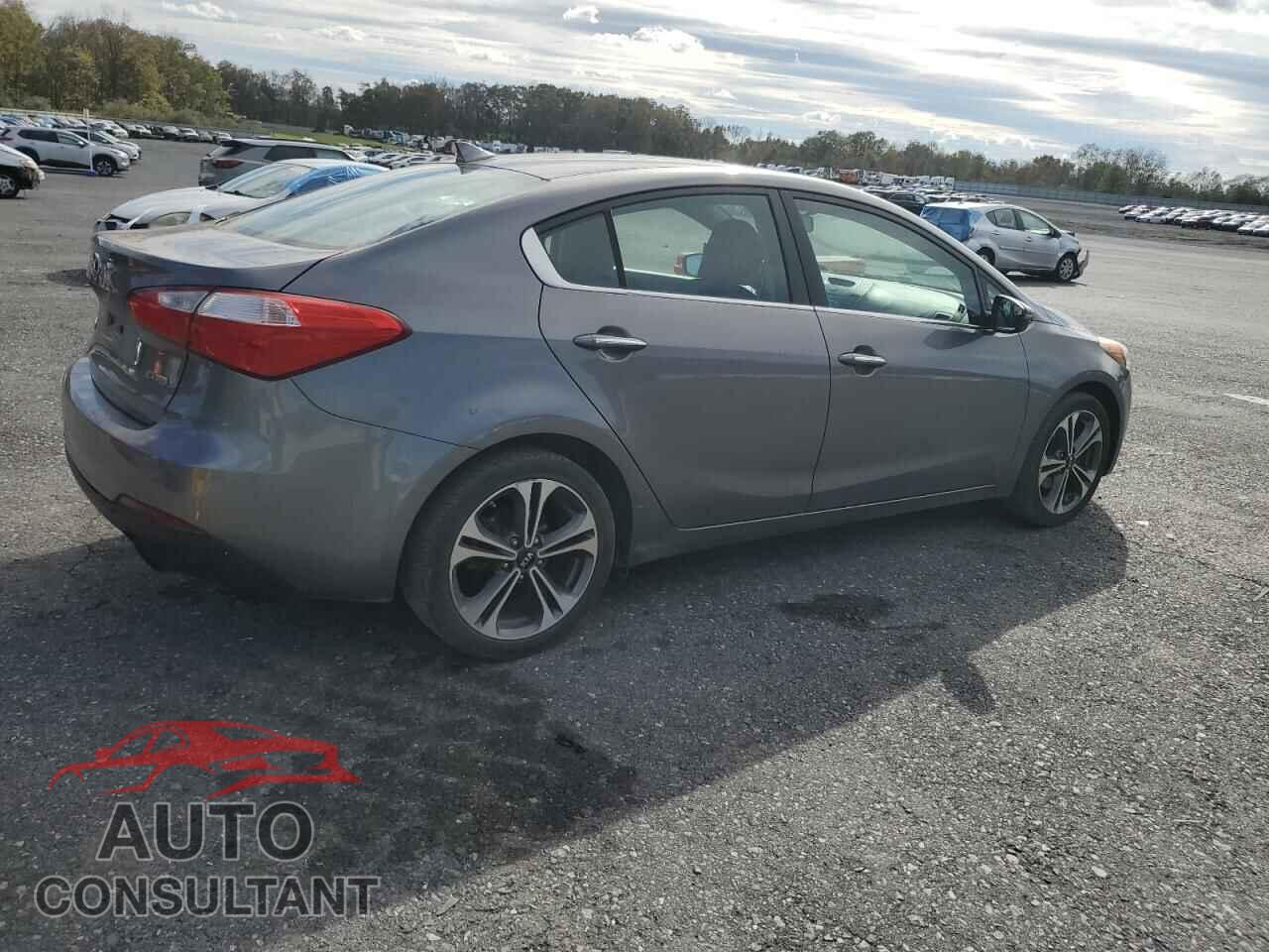 KIA FORTE 2016 - KNAFX4A87G5483563