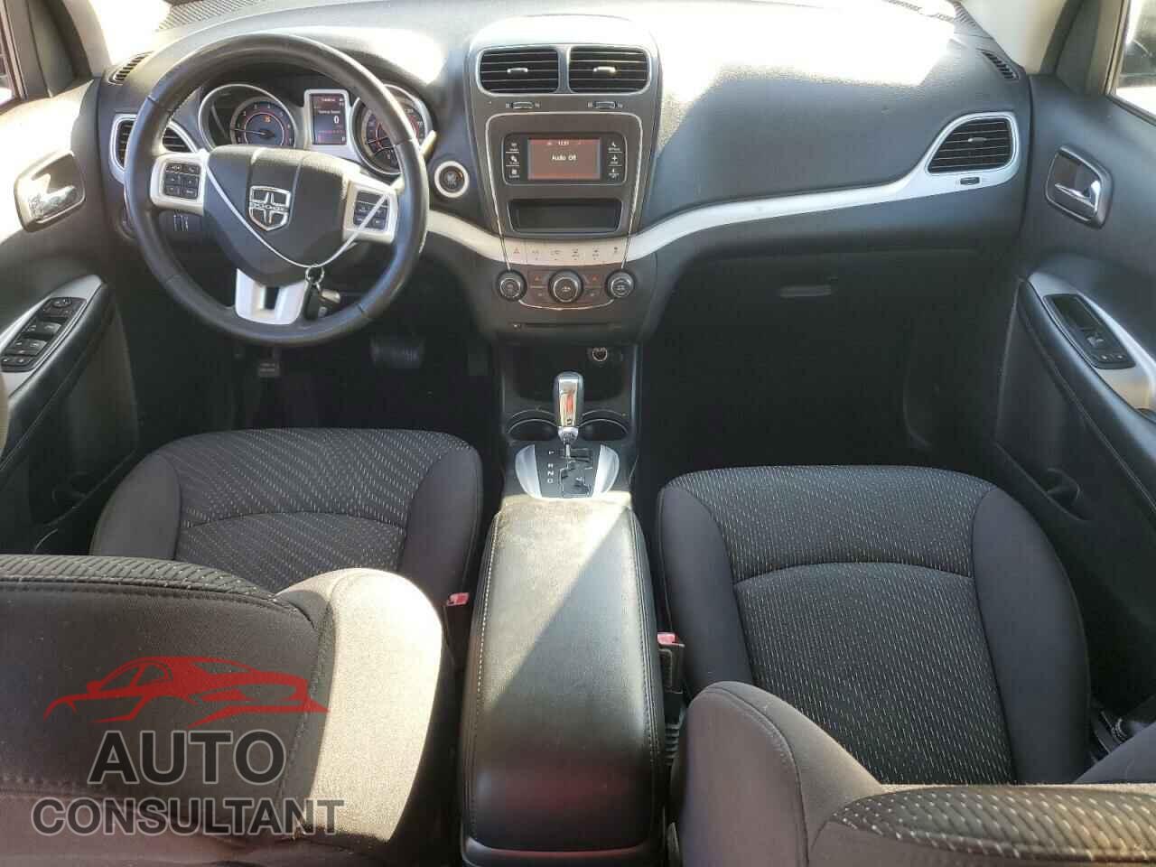 DODGE JOURNEY 2013 - 3C4PDCBG9DT584180