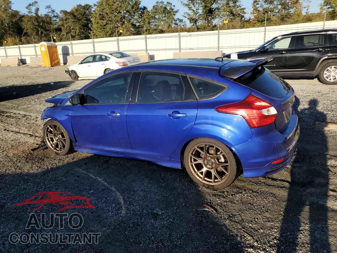 FORD FOCUS 2013 - 1FADP3L96DL363678