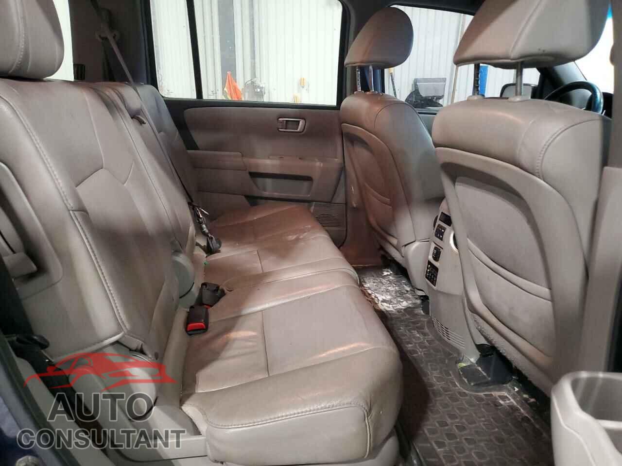 HONDA PILOT 2013 - 5FNYF4H67DB075061