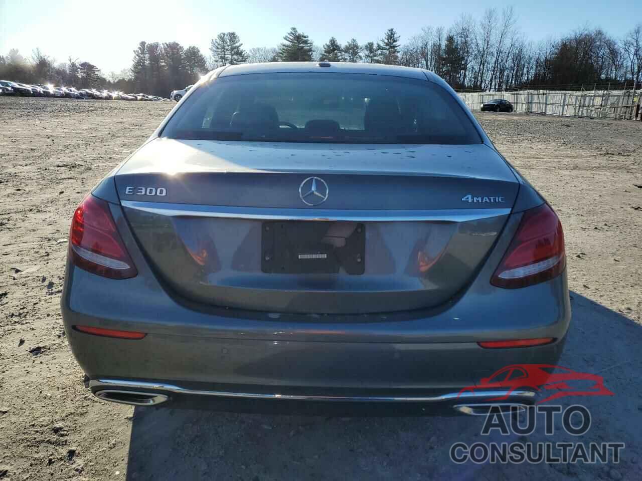MERCEDES-BENZ E-CLASS 2018 - WDDZF4KB3JA303707