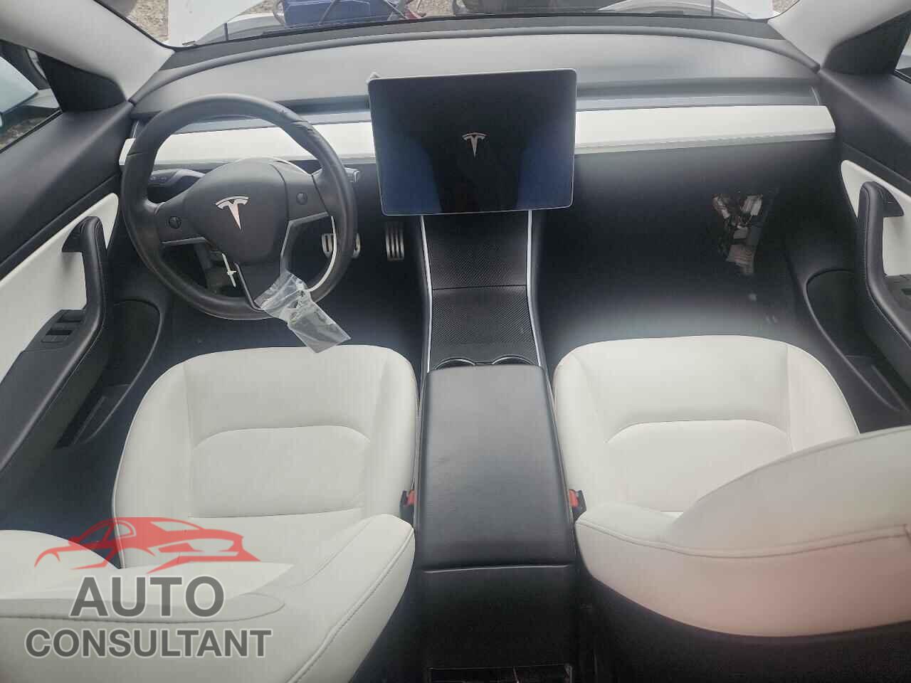 TESLA MODEL 3 2019 - 5YJ3E1EB9KF393726