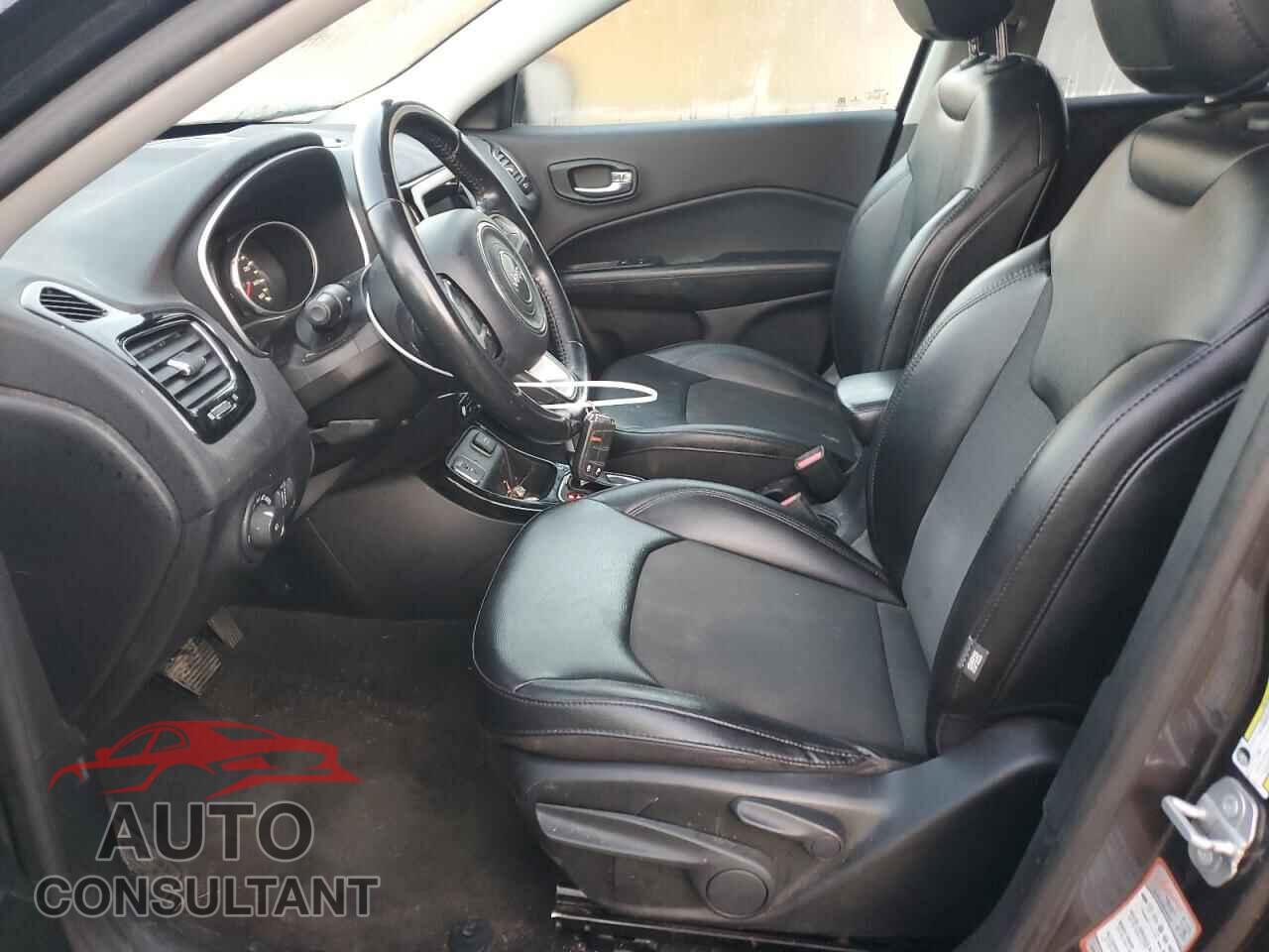 JEEP COMPASS 2019 - 3C4NJCBB5KT743505