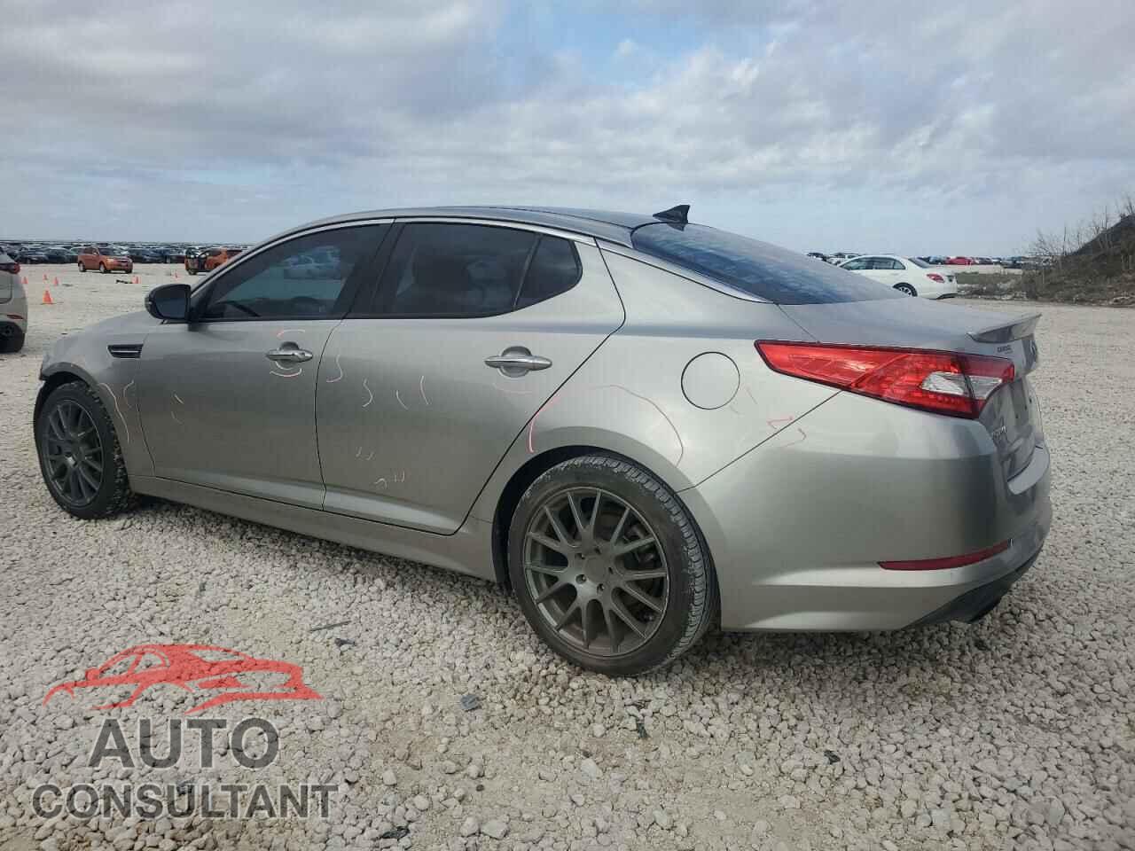 KIA OPTIMA 2013 - 5XXGR4A6XDG127793