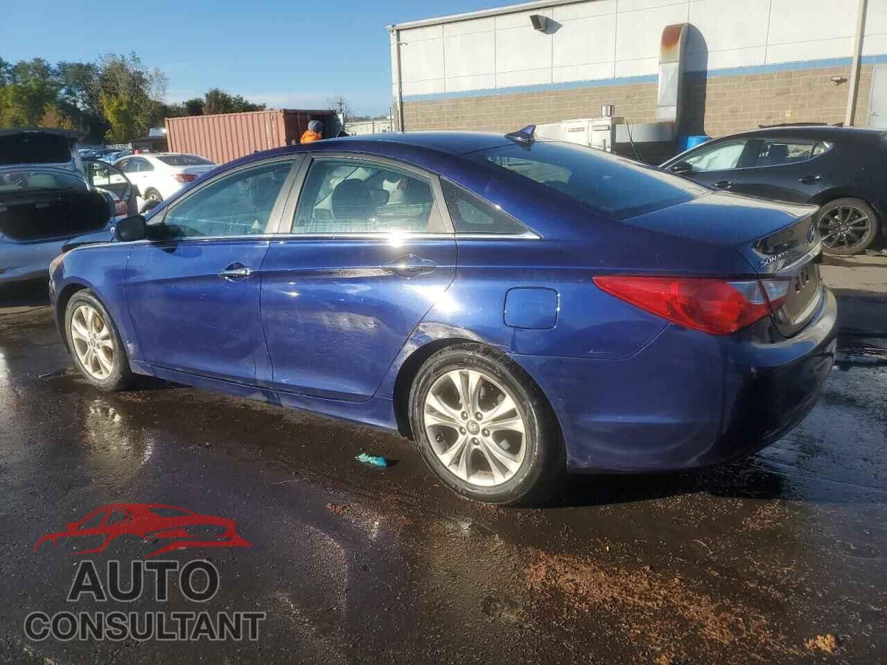HYUNDAI SONATA 2011 - 5NPEC4AC0BH038086
