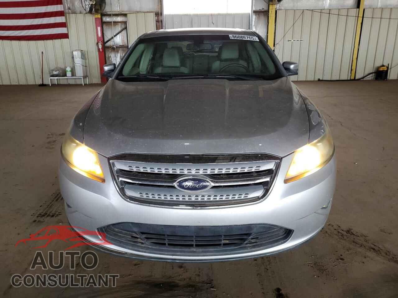FORD TAURUS 2010 - 1FAHP2EW8AG107450