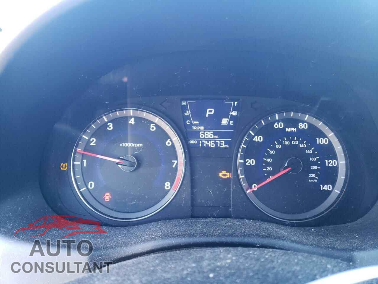 HYUNDAI ACCENT 2012 - KMHCT5AE3CU003477