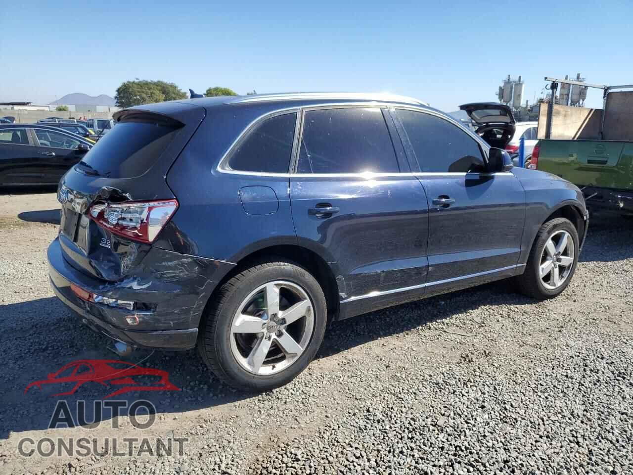 AUDI Q5 2010 - WA1LKAFP2AA036747