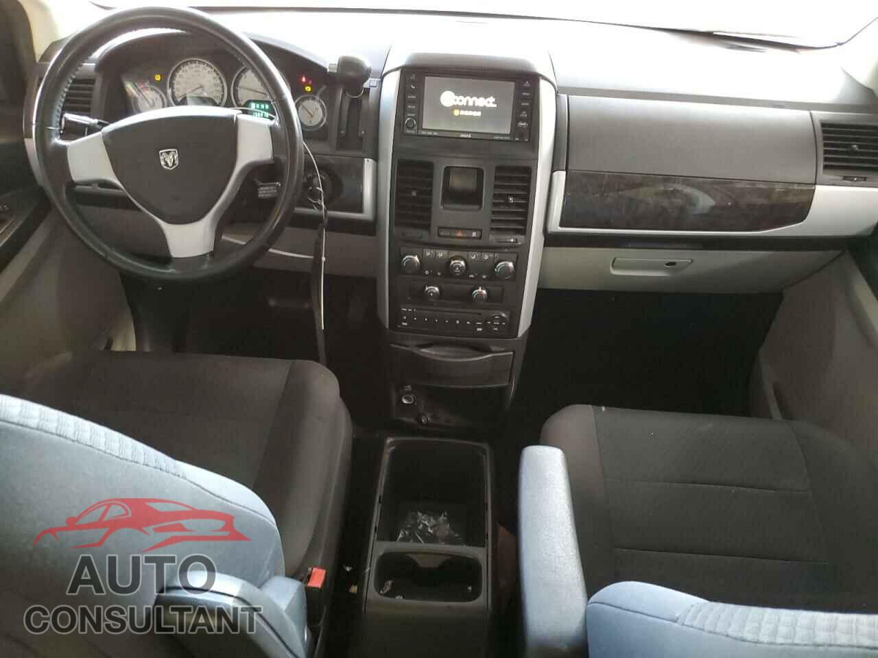 DODGE CARAVAN 2010 - 2D4RN5D12AR197434
