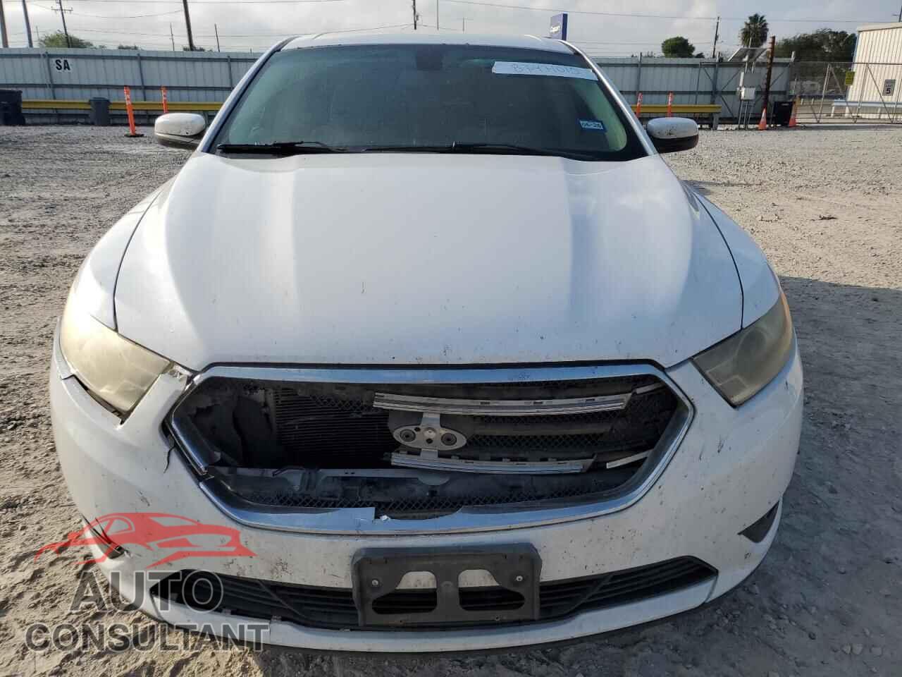 FORD TAURUS 2014 - 1FAHP2E81EG137395