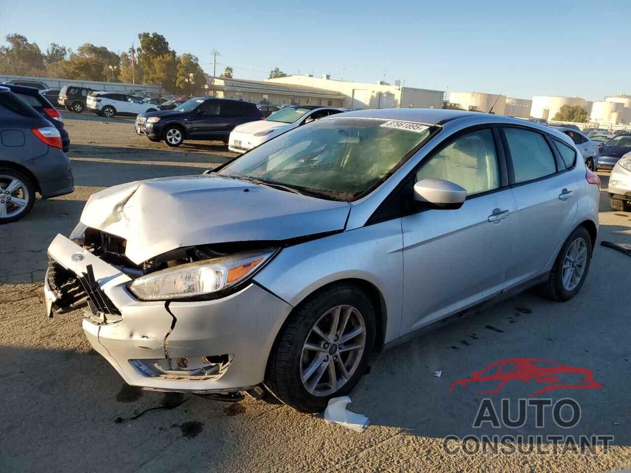 FORD FOCUS 2018 - 1FADP3K25JL273535