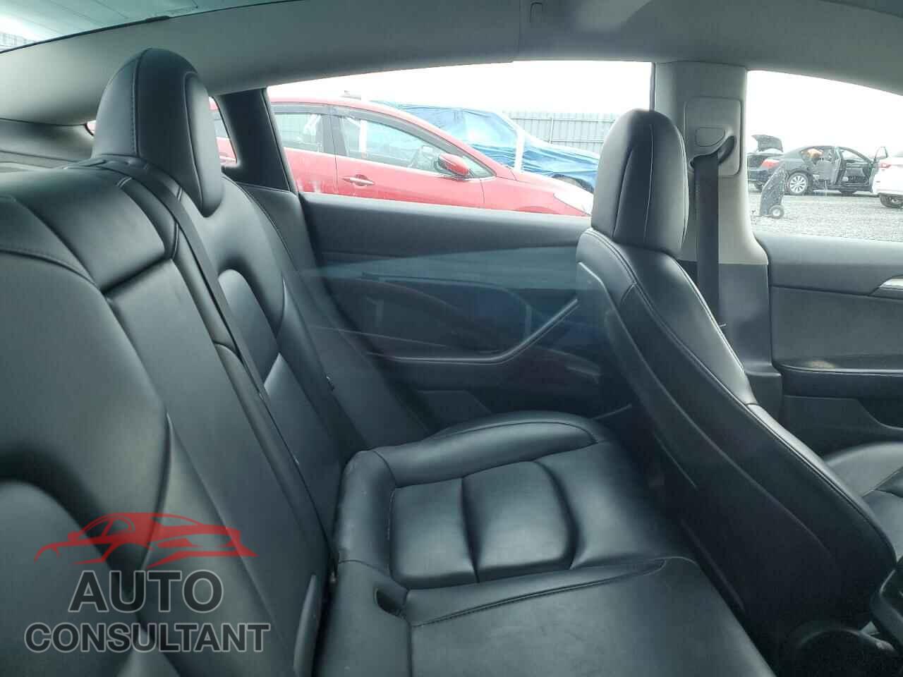 TESLA MODEL 3 2022 - 5YJ3E1EA1NF258185