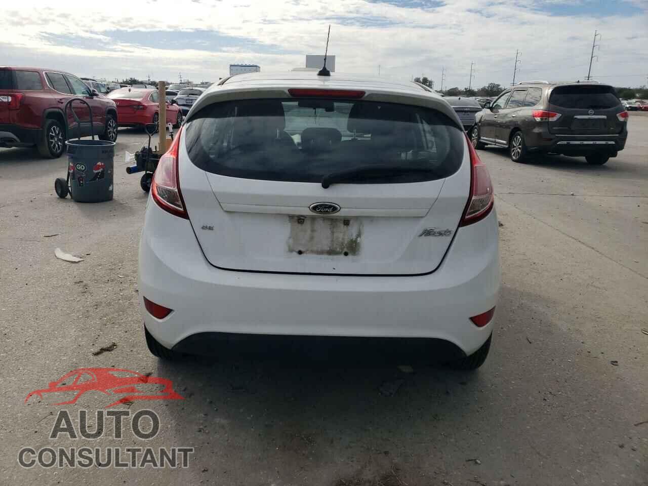 FORD FIESTA 2014 - 3FADP4EJ7EM163776