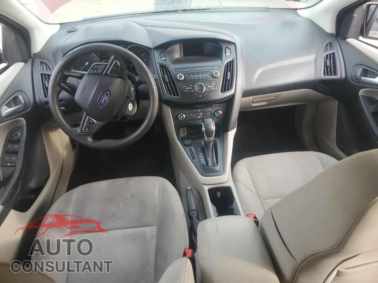FORD FOCUS 2018 - 1FADP3K22JL252996