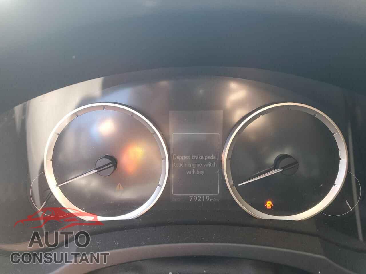 LEXUS IS 2014 - JTHCF1D21E5012812